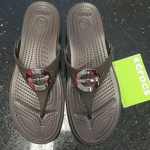 Croc wedge sandals